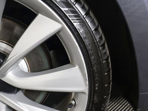 Used 2019 Tesla Model 3 Performance image 22