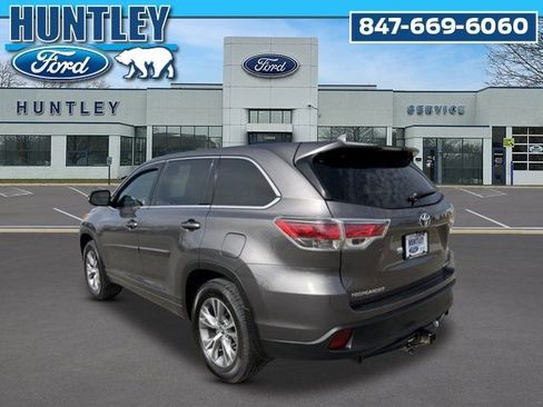 Used 2016 Toyota Highlander Plus image 7