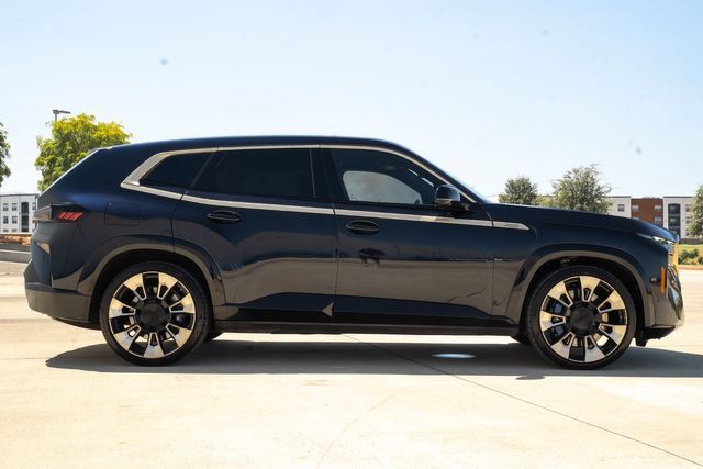 Used 2023 BMW XM AWD/4WD image 9