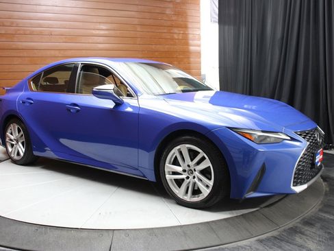 Used 2021 Lexus IS 300 w/ Comfort Package RWD image 20
