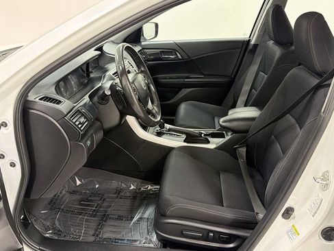 Used 2014 Honda Accord Sport image 13