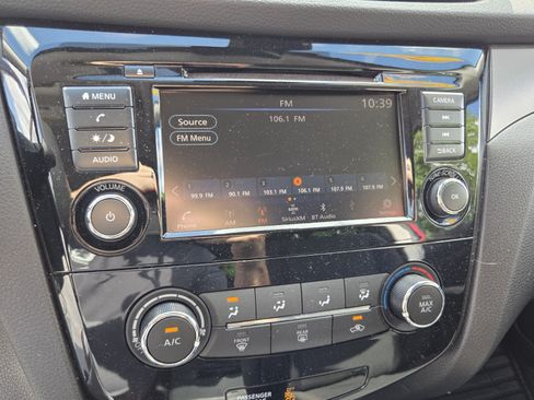 Used 2021 Nissan Rogue Sport S FWD image 24