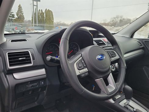 Used 2018 Subaru Forester 2.5i Premium w/ All-Weather Package image 19