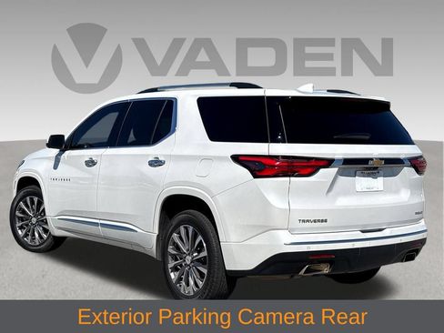 Used 2023 Chevrolet Traverse Premier FWD image 20
