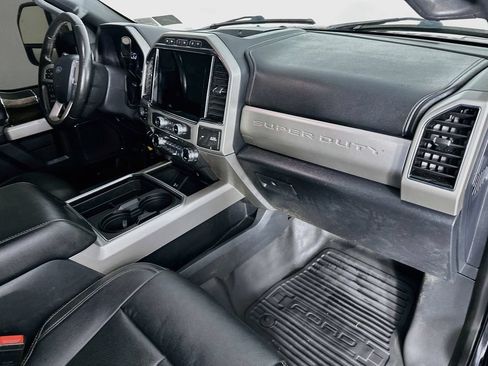 Used 2022 Ford F350 Lariat w/ Lariat Ultimate Package AWD/4WD image 31