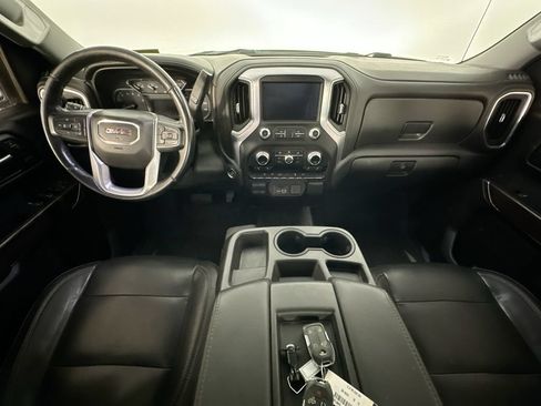 Used 2020 GMC Sierra 1500 SLT w/ X31 Off-Road Package AWD/4WD image 10