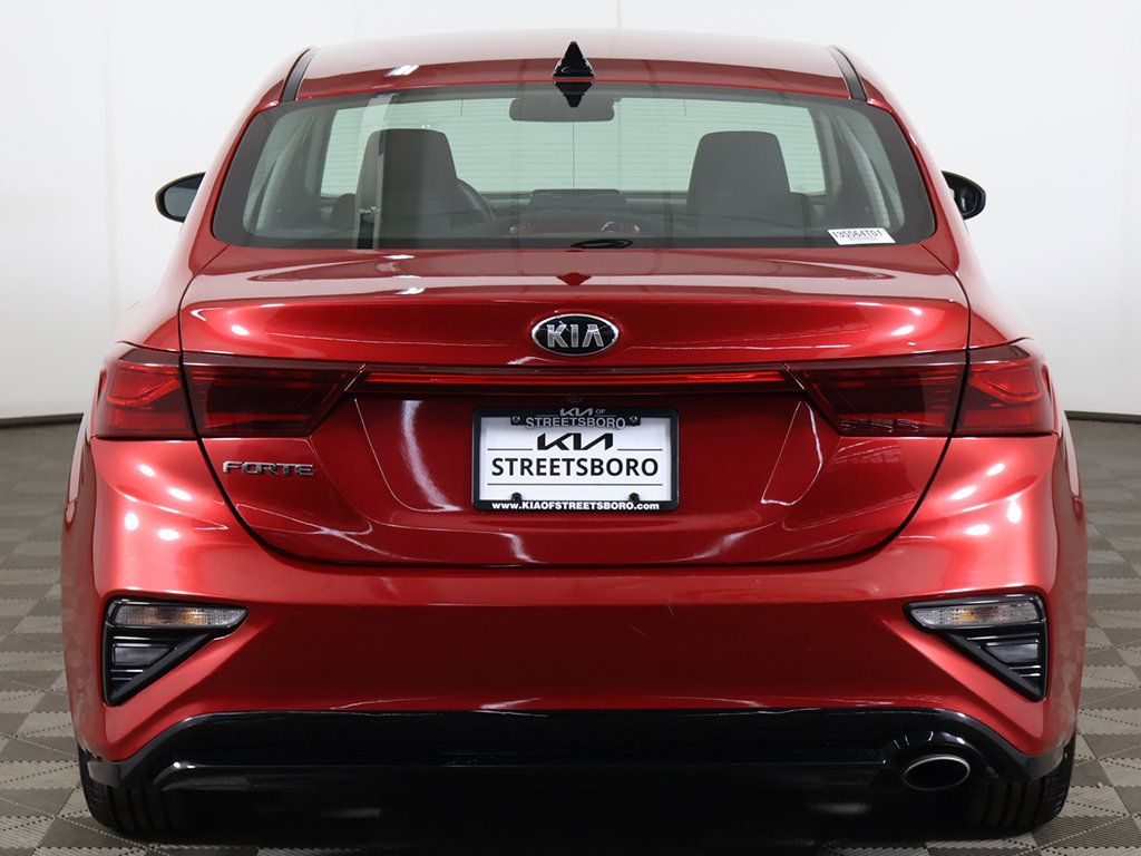 Used 2019 Kia Forte LXS FWD image 9