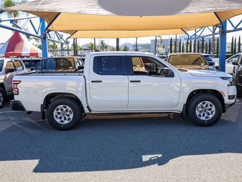 New 2026 Nissan Frontier S image 3