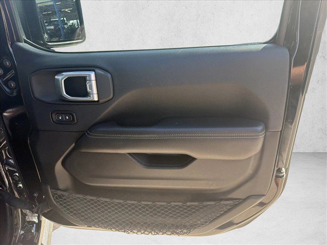 Used 2018 Jeep Wrangler Unlimited Rubicon AWD/4WD image 6