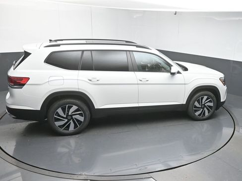 New 2026 Volkswagen Atlas SE image 47