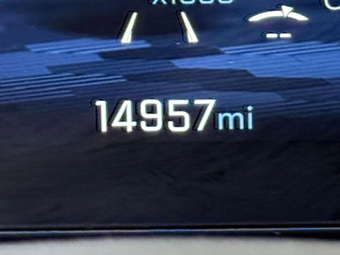 Used 2025 Chevrolet Equinox LT image 40