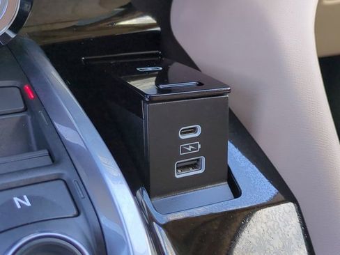 Used 2023 Acura MDX FWD w/ Technology Package image 22