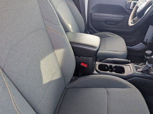 Used 2024 Jeep Wrangler Sport S image 10