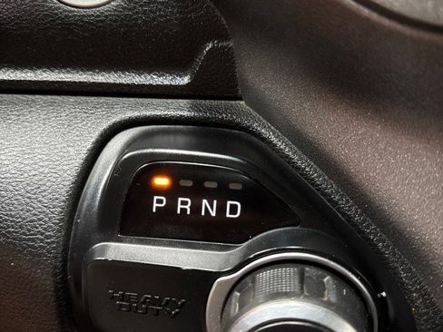 Used 2019 RAM 2500 Tradesman w/ Chrome Appearance Group AWD/4WD image 23