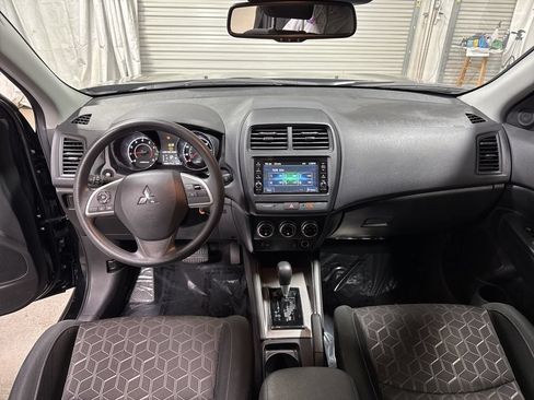 Used 2024 Mitsubishi Outlander Sport AWD image 17