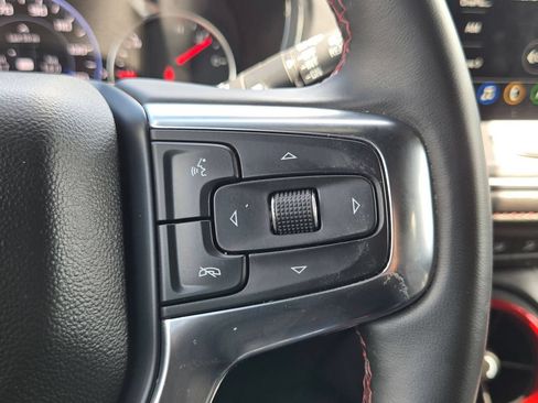 Used 2025 Chevrolet Blazer RS FWD image 21