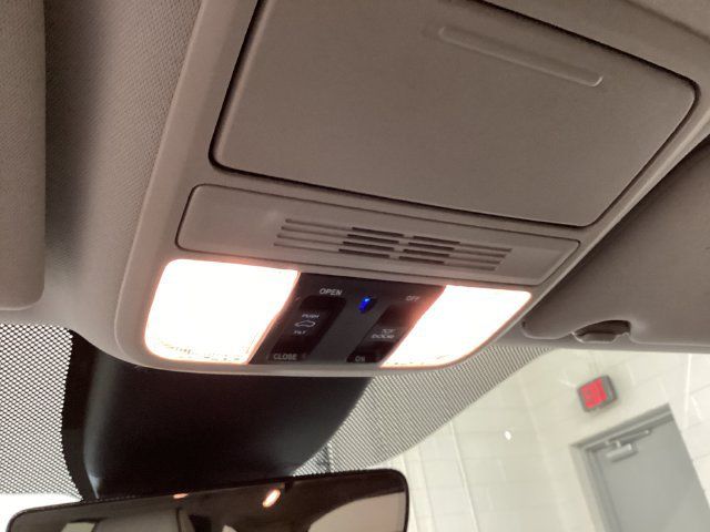Certified 2025 Honda Odyssey Elite image 25