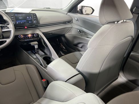 Used 2023 Hyundai Elantra SEL FWD image 21