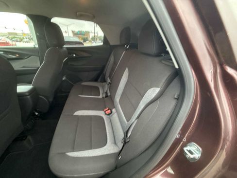 Used 2023 Chevrolet TrailBlazer LT w/ Convenience Package AWD/4WD image 23