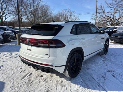 New 2026 Volkswagen Atlas Cross Sport SEL R-Line AWD/4WD image 7