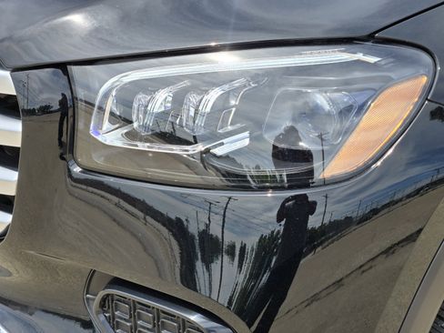 Certified 2025 Mercedes-Benz GLS 450 4MATIC image 38