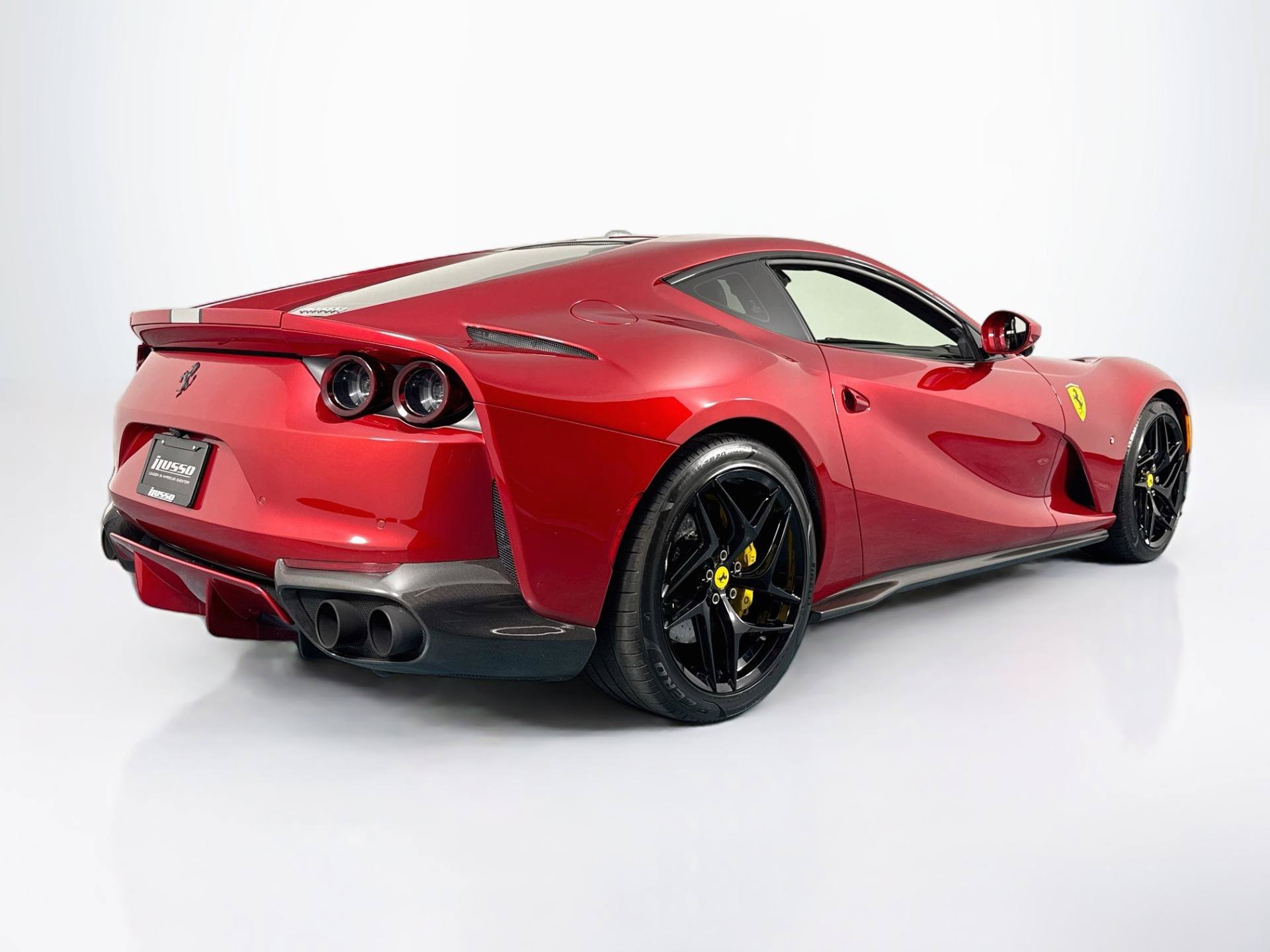 Used 2020 Ferrari 812 Superfast RWD image 5