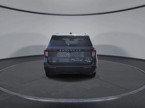 New 2026 Ford Explorer Active image 7