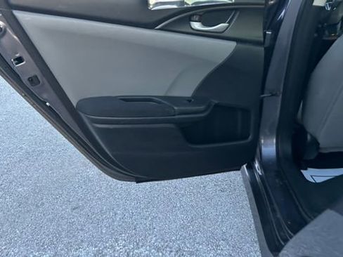 Used 2018 Honda Civic LX image 34
