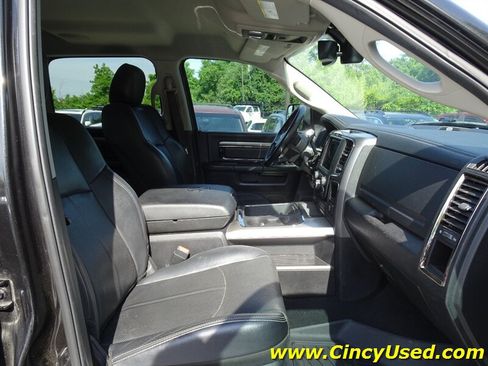 Used 2018 RAM 2500 Laramie w/ Sport Appearance Group AWD/4WD image 14
