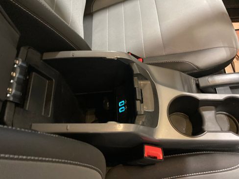 Used 2016 Ford Escape SE w/ Equipment Group 201A image 7