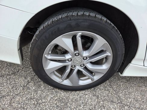 Used 2018 Honda Accord LX image 14