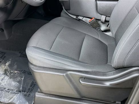 Used 2021 Chevrolet Silverado 1500 Custom w/ Safety Confidence Package image 18