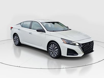 Used 2025 Nissan Altima 2.5 SV