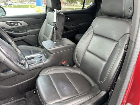 Used 2023 Chevrolet Traverse LT w/ LT Premium Package image 37