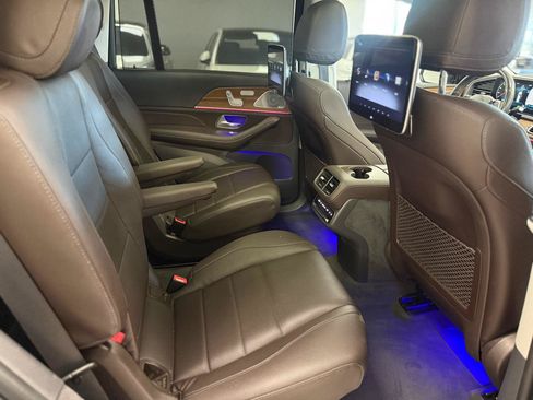 Used 2020 Mercedes-Benz GLS 450 4MATIC w/ Convenience Package image 23