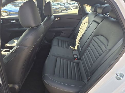 Used 2024 Kia Forte GT-Line w/ GT-Line Premium Package image 20