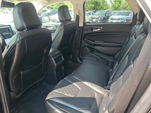 Used 2024 Ford Edge Titanium AWD/4WD image 25