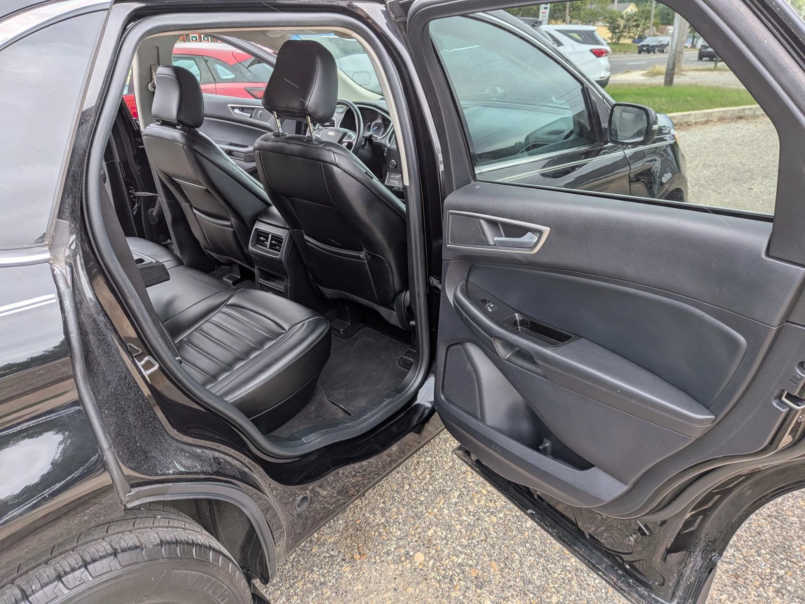 Used 2020 Ford Edge SEL AWD/4WD image 35