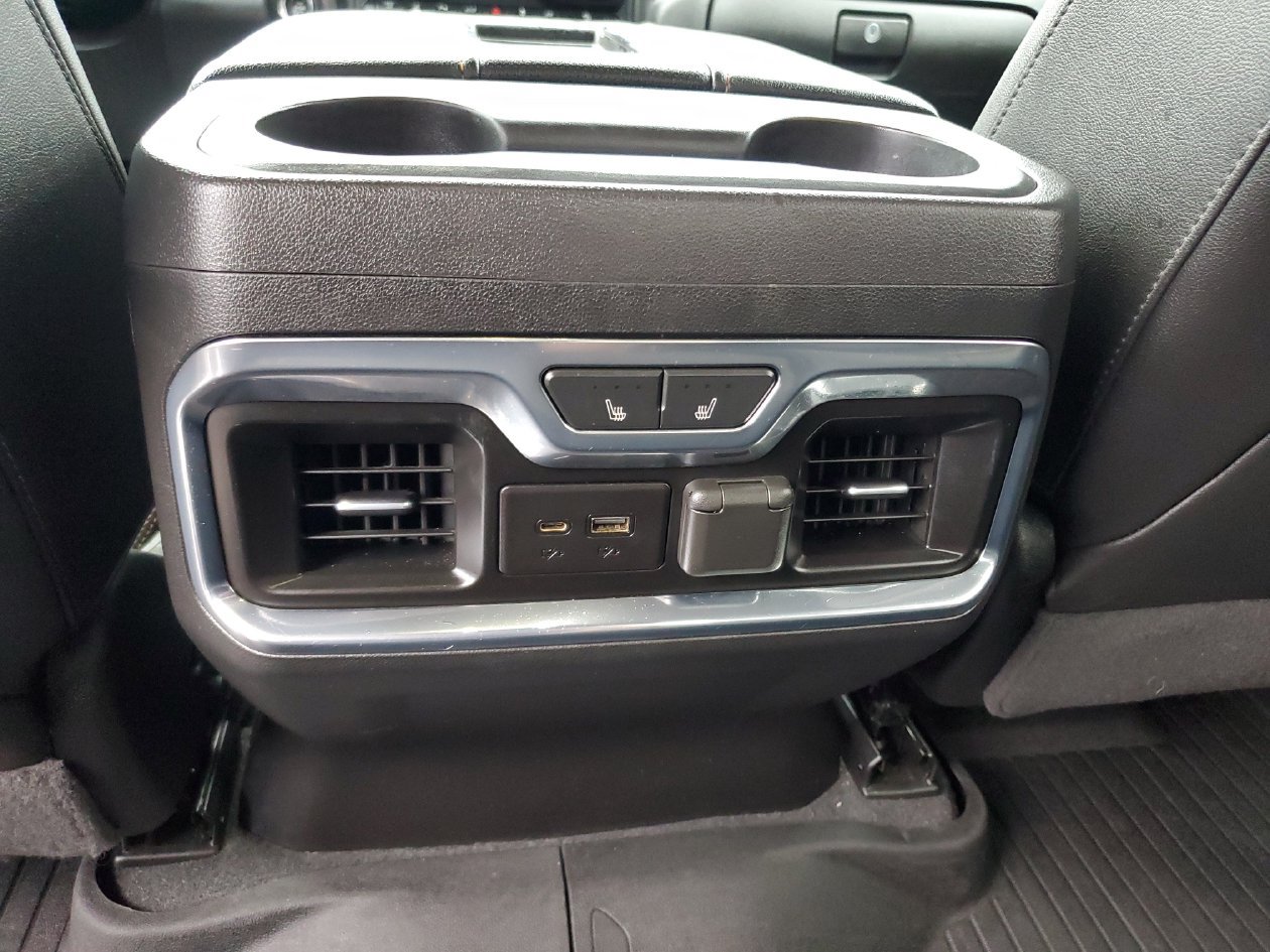 Used 2020 GMC Sierra 2500 AT4 w/ AT4 Premium Package AWD/4WD image 16