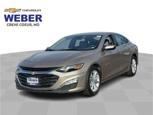 Used 2024 Chevrolet Malibu LT image 1