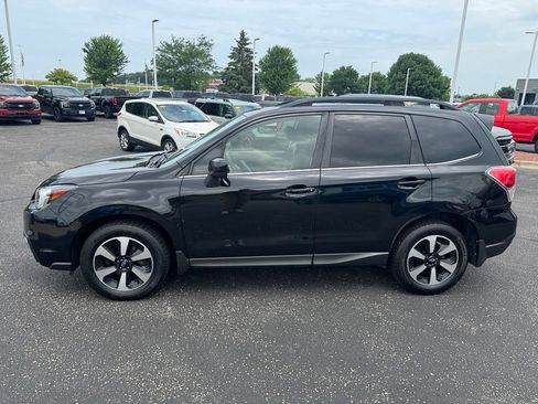 Used 2017 Subaru Forester 2.5i Limited w/ Popular Package #2 AWD/4WD image 8