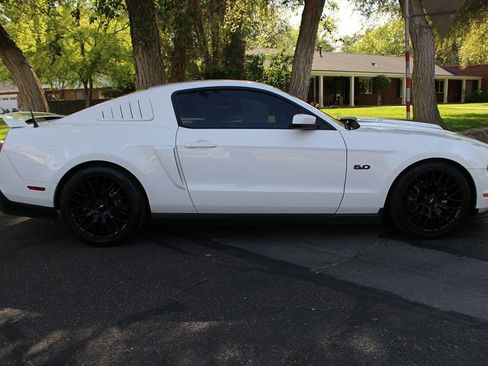 Used 2012 Ford Mustang GT Premium w/ Electronics Pkg image 3
