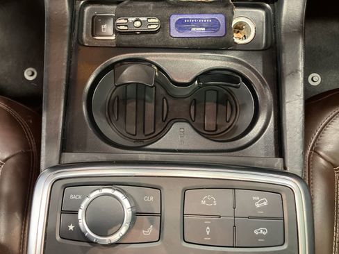 Used 2015 Mercedes-Benz GL 63 AMG 4MATIC image 20