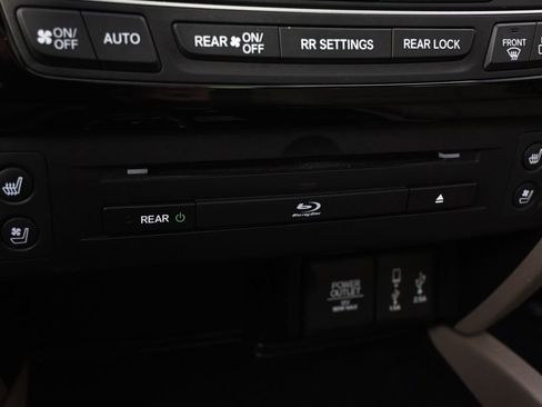 Used 2017 Honda Pilot Elite image 35