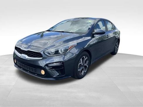 Certified 2021 Kia Forte LXS FWD image 4