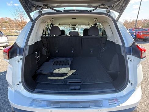 New 2026 Nissan Rogue SV w/ Cold Weather Package image 16