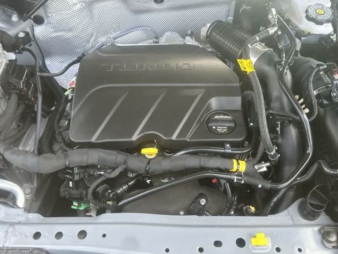 Used 2025 Buick Envista Sport Touring w/ Convenience I Package FWD image 19