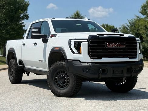 New 2026 GMC Sierra 2500 AT4X w/ AT4X AEV Edition AWD/4WD image 2