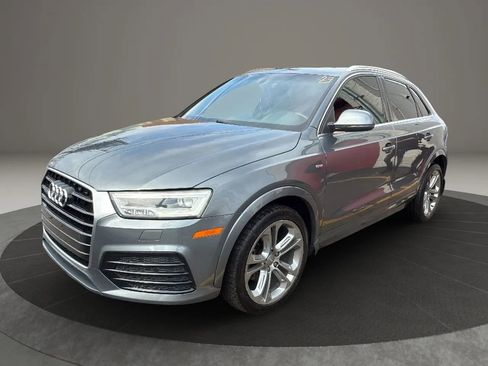 Used 2017 Audi Q3 2.0T Prestige w/ Prestige Package image 1