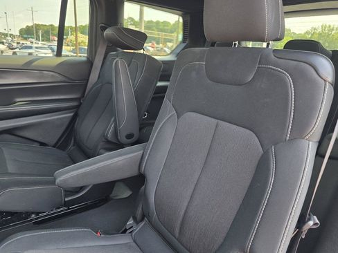 Used 2024 Jeep Grand Cherokee L Laredo RWD image 27